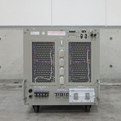 4520A 精密電力増幅器