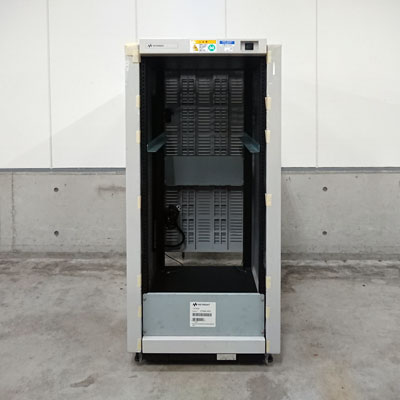 E7590AA/AW3 ラックキャビネット