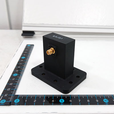 L137A-SF-CF 同軸導波管変換器