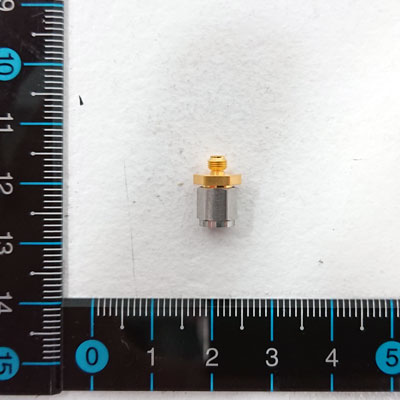 33W.8F50 校正グレードアダプタ(W1(m)-0.8mm(f),50Ω)