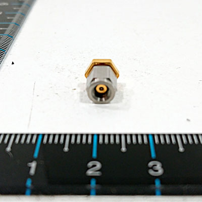 33W.8F50 校正グレードアダプタ(W1(m)-0.8mm(f),50Ω)