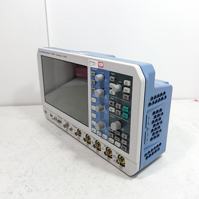 RTM3004/B1,B245,PK1 デジタルオシロスコープ