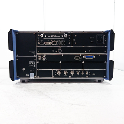 ESW8/B24 EMIテストレシーバ