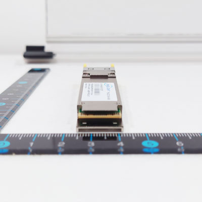 TR-ZC13H-N00 光トランシーバモジュール(100G DR QSFP28)
