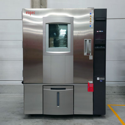 PL-4J(150℃)/RS-485,ケーブル孔φ100×2(左側面5C,右側面5D),警報出力端子,ステンレス棚板(棚受)×2,電源ケーブル5m 低温恒温恒湿器